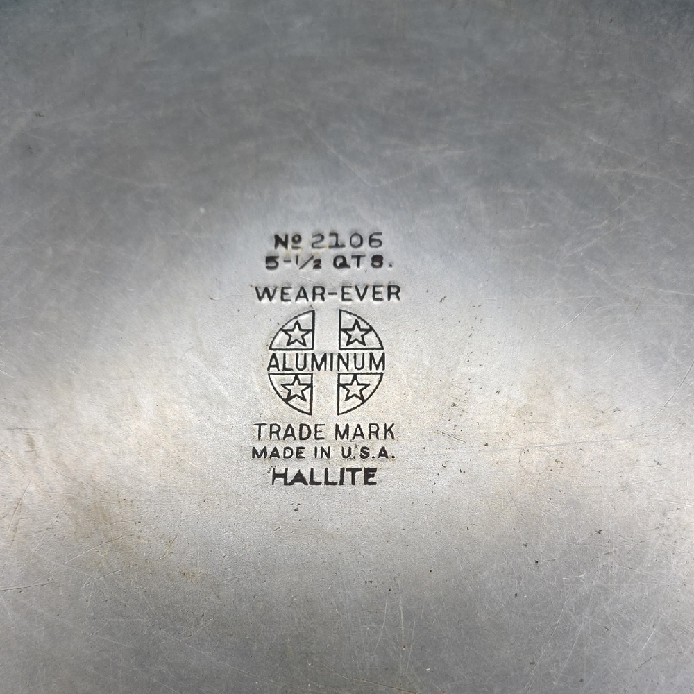 Wear-Ever Aluminum Bakeware